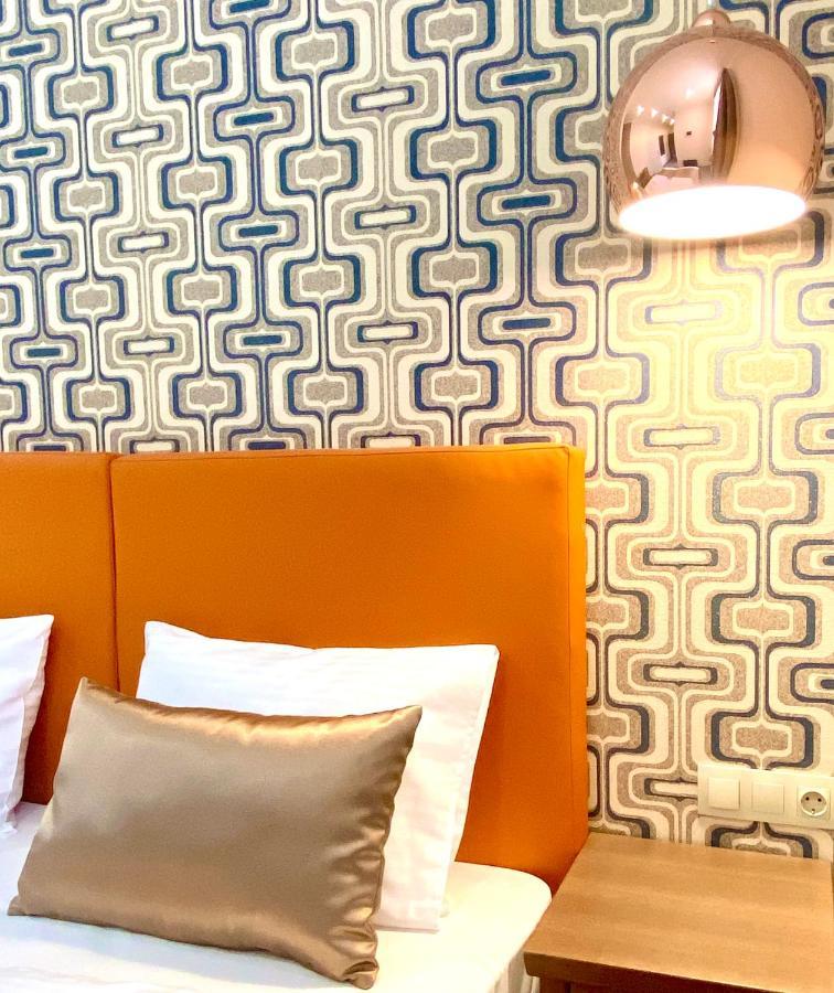 Borostyan Panzio Hotel Kaposvar Bagian luar foto